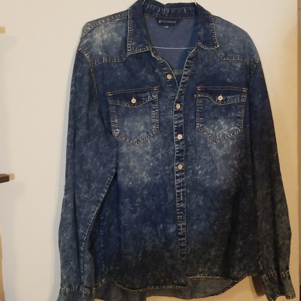 Rocawear Button Down